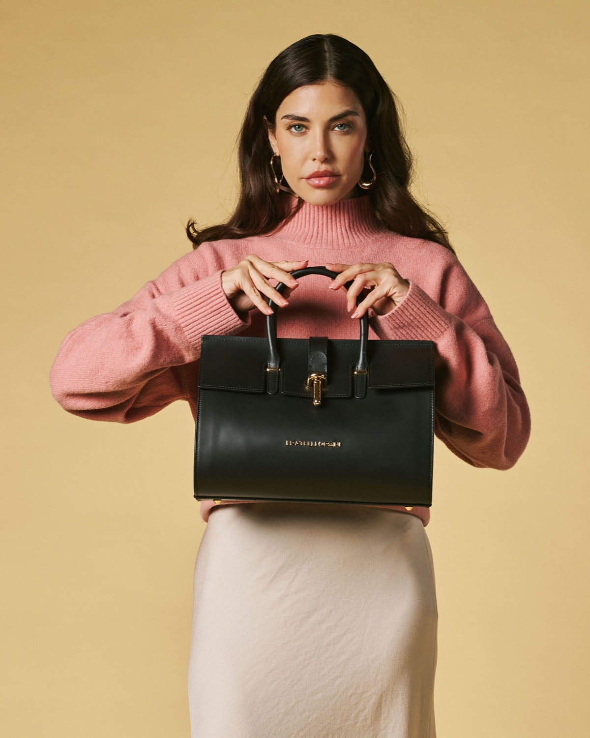 Oriana (black) - Italian calf leather women's handbag (with shoulder strap)
